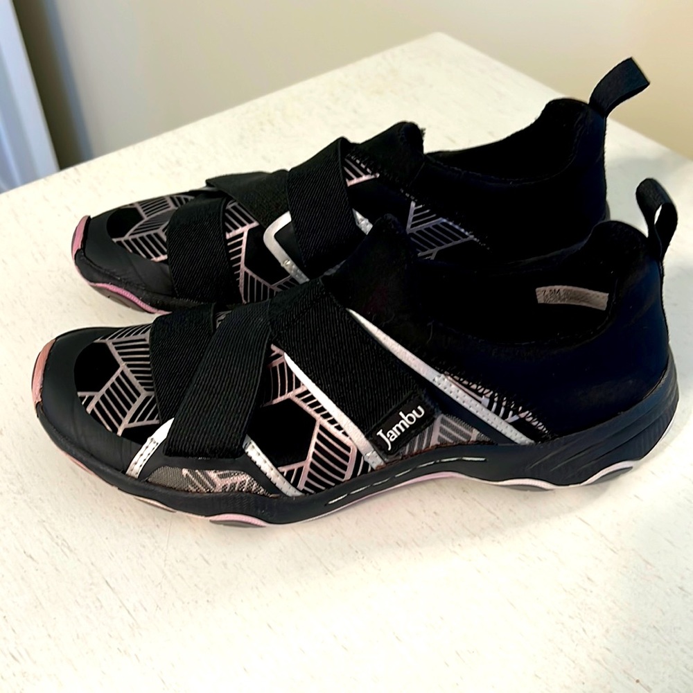 Jambu Women’s Oklahoma Black Vegan Strappy Athletic Sneakers / Size 7.5